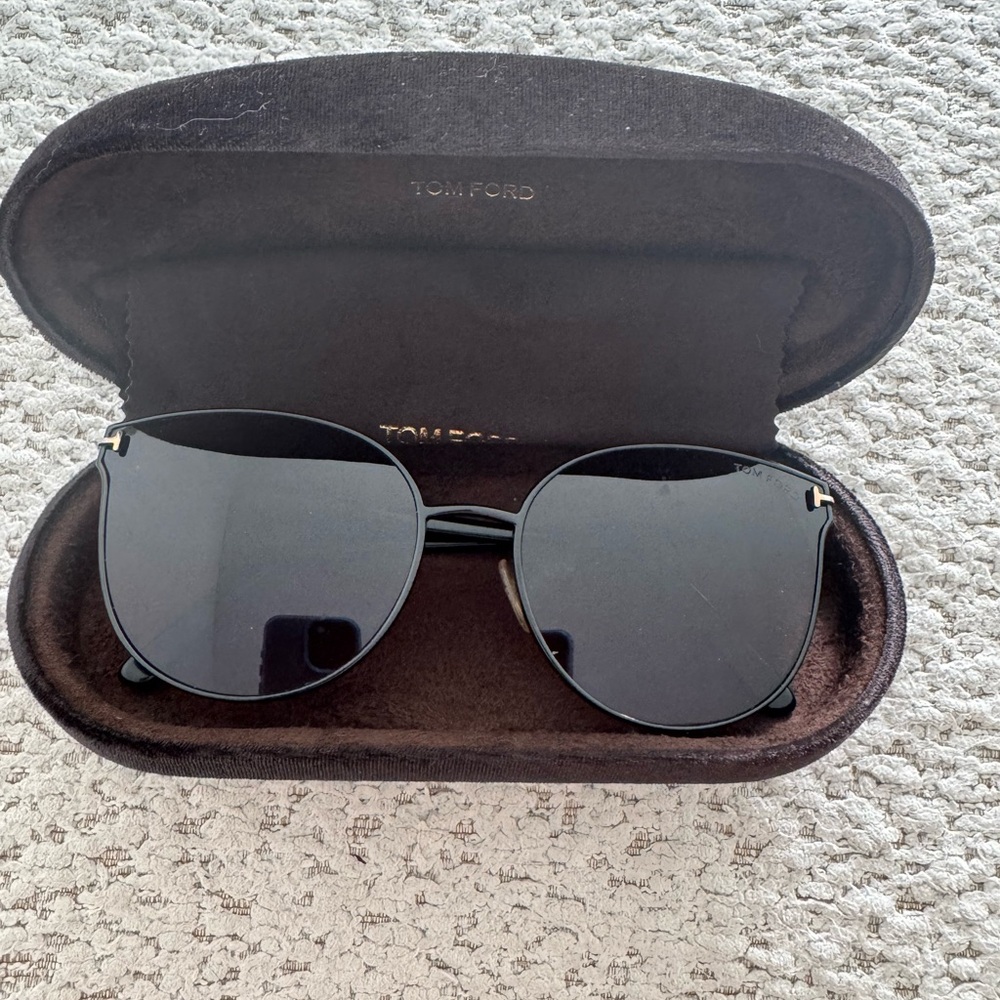 Tom Ford sunglasses 100% authentic
